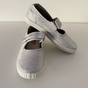 Cienta Silver Metallic Canvas Mary Janes, Rubber Soles Velcro Strap Size 12 NWOT